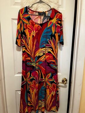 Attitudes by Renee Multicolor Tropical Midi Dress